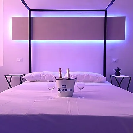 فندق مبيت وإفطار Relais Torre Gloria نابولي