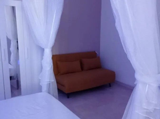 Relais Torre Gloria Oda ve Kahvaltı 4*